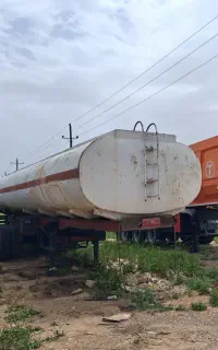 دومحور تانکر