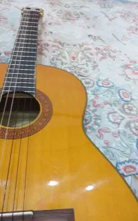 گیتار یاماها c70 سری قدیمی آک