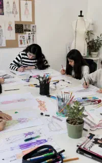 آموزش طراحی لباس ویژه کودک و نوجوان