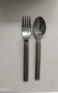 قاشق و چنگال مشکی