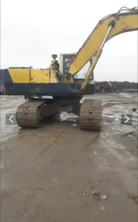 بیل مکانیکی 200 کوماتسو خط پنج خیبری