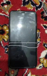 ایفون ۱۱نرمال