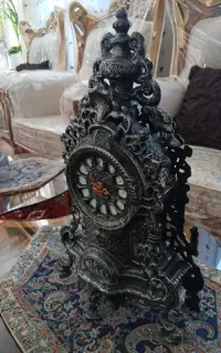 ساعت طرح انتیک