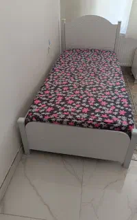 تختخواب یک نفره همراه تشک