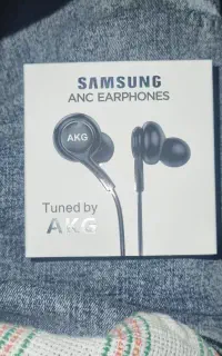 هندزفری akG  اصل ویتنام