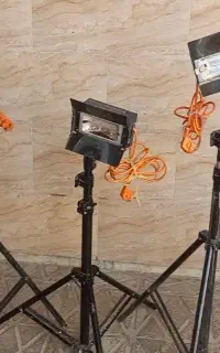 پروژکتور و پاپه فروشی