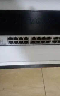 سوئیچ 24 پورت