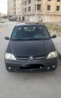 ال ۹۰ رنو تندر L90 لوگان