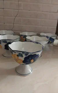 بستنی خوری