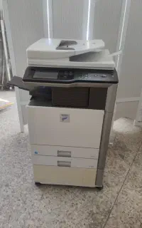 پرینتر شارپ MX362N و لیبل زن TSC TE200 هر دو در حد