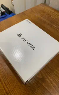 PS Vita Slim کاملا سالم و نو