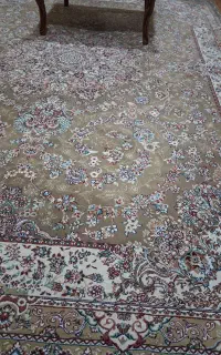 یک عدد فرش ۹متری