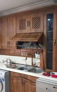 تعدادی درب کابیت منبران به علت تغیر دکوراسون