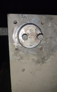.دایکاستکار و کارگر ساده