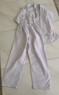 لباس و وسایل کاراته