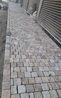 سنگ فرش  کوبیک جهت باغ ویلا فضاسازی ورمپ پارکینگ