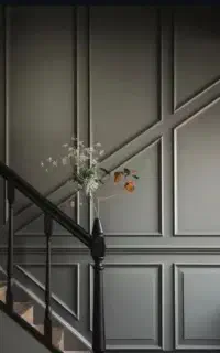 قاب بندی دیوار ها و نصب اینه