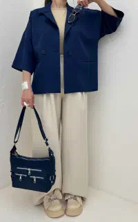 استخدام مدل پوشاک با چهره و بدون چهره