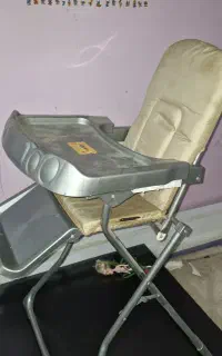 صندلی غذاخوری بچه