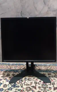 مانیتور اچ پی۱۹ اینچ  (HP) و صفحه کلید. و موس