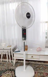 پنکه پایه بلند برفاب