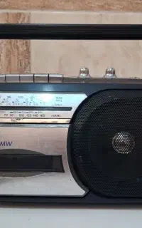 رادیو و ضبط ایوا دو عدد مشکی و نقره ای