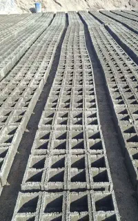 بلوک سیمانی ۲۰×۴۰