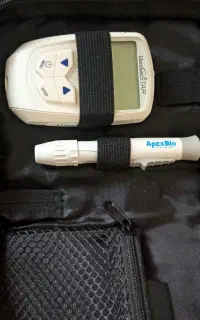دستگاه تست قند خون