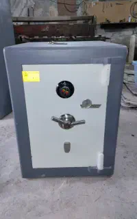 گاوصندوق ۵۵۰ کاوه