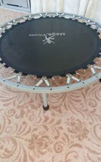 ترامپولین ورزش و بازی کودکان