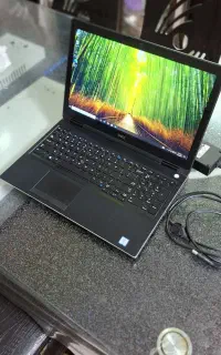 لپتاپ Workstation DELL i7 نسل ۸ - ۱۵.۶ اینچ