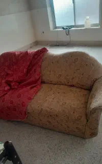 مبل سه نفره