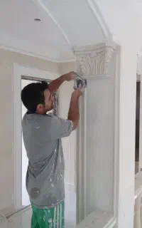 به یک کارگر برای گچکاری نیازمندم