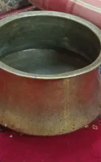 دیگ مسی قدیمی