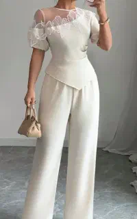 هنرجو-شاگرد خیاطی خانم