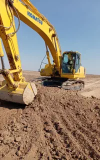 بیل کوماتسو 300
