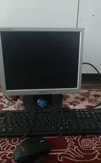 کیس و مانیتور و کیبورد و موس