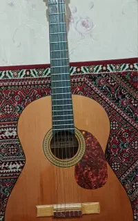 گیتار admira