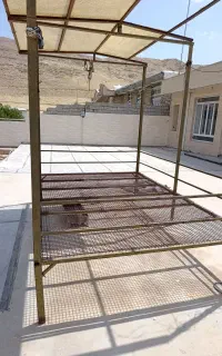 فروش یه عدد آلاچیق یا تخت خواب داخل حیاط