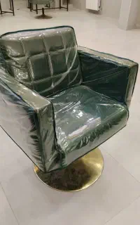 فروش کلیه ی وسایل سالن آرایشگاهی به علت مهاجرت