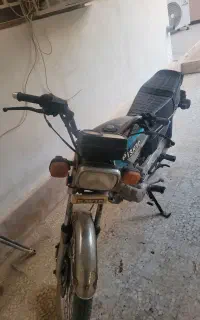 موتور پیشرو 200