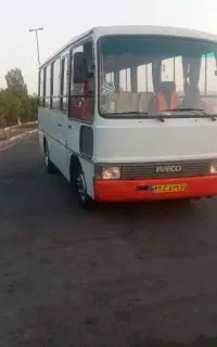 مینی بوس دربستی
