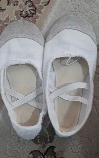 لباس وکفش باله