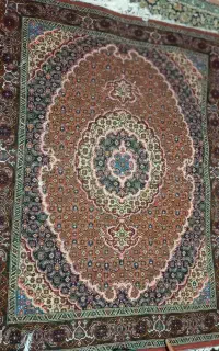 فرش دست بافت