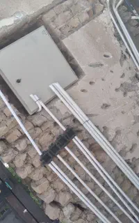 برق