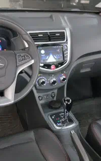 جک j4 مشکی مدل ۴۰۳ بیرنگ