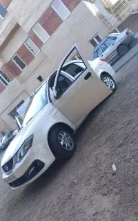 ساینا اس مدل ۱۴۰۱