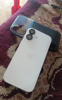 آیفون ۱۶ نرمال