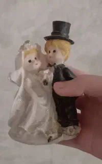 مجسمه عروس و داماد