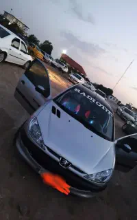 206مدل83